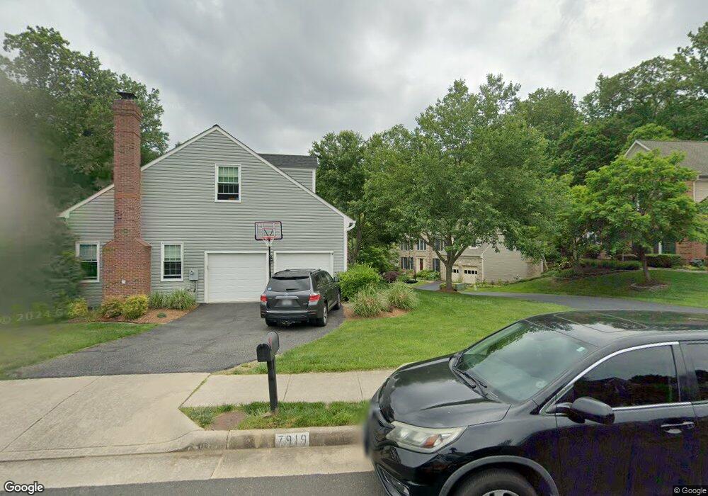 7923 Bressingham Dr, Fairfax Station, VA 22039 - photo 1