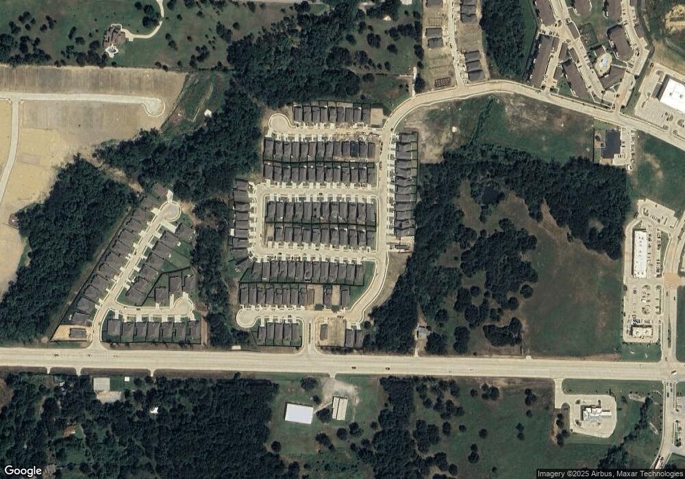 3957 Oak Creek Cir, Denison, TX 75020 - photo 1