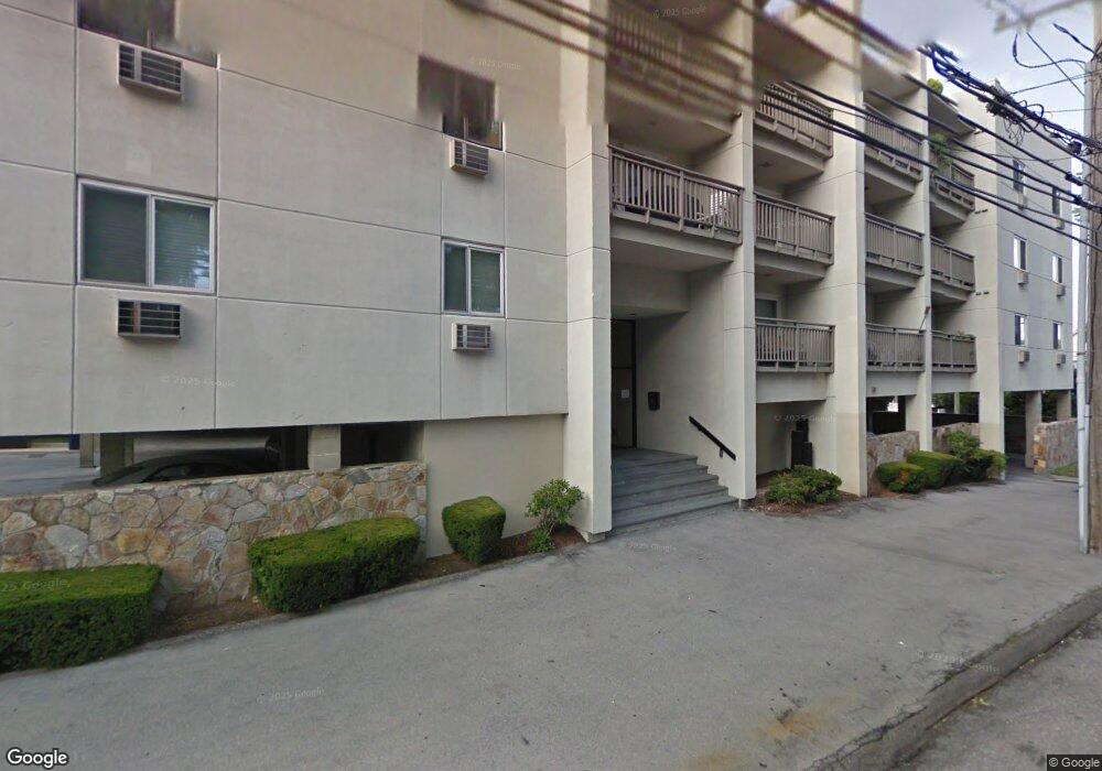 950 Cove Rd unit 6C, Stamford, CT 06902 - photo 1