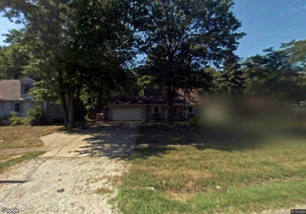 440 Buckeye Dr, Sheffield Lake, OH 44054 - photo 1