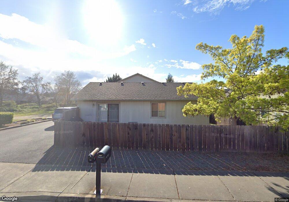 224 Henderson Ln, Grants Pass, OR 97527 - photo 1