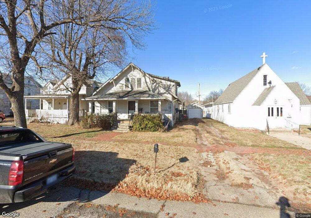 2405 Belmont Ave, Parsons, KS 67357 - photo 1