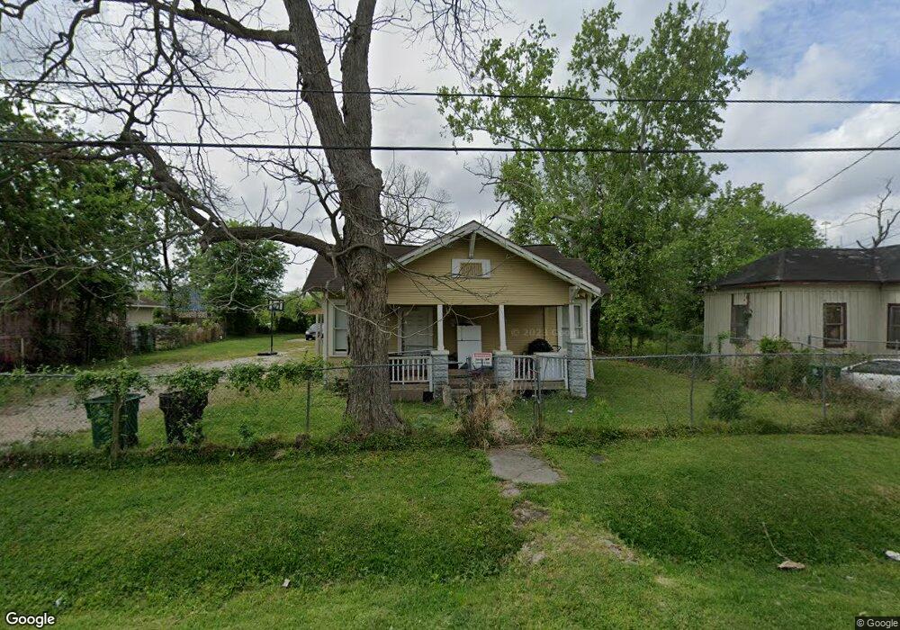 3136 Christie St, Houston, TX 77026 - photo 1