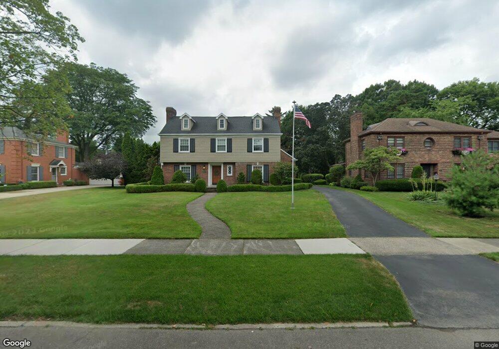 717 Westchester Rd, Grosse Pointe Park, MI 48230 - photo 1