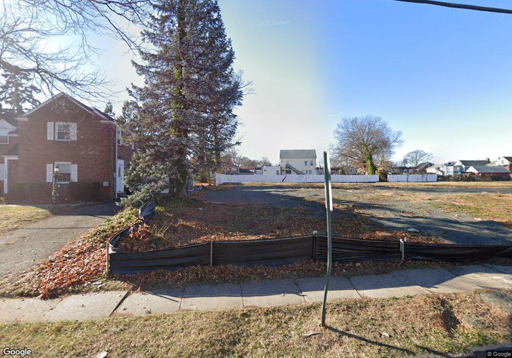 1410 Esterbrook Ave, Rahway, NJ 07065 - photo 1