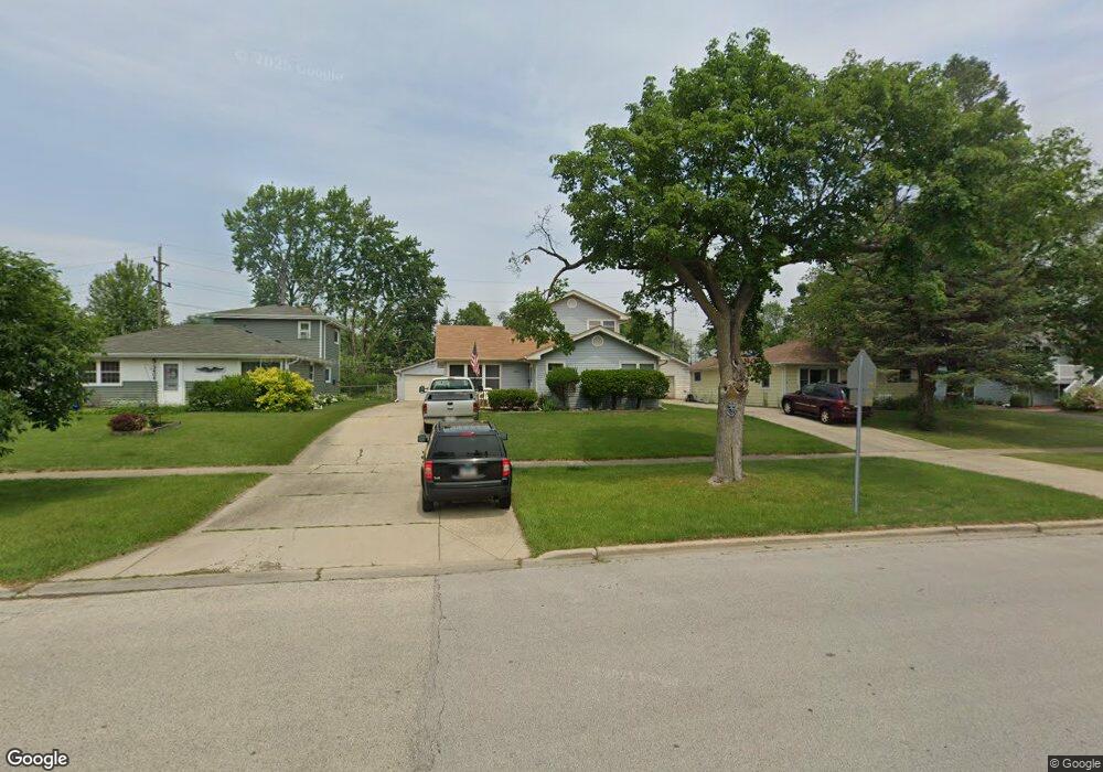 3402 Central Rd, Rolling Meadows, IL 60008 - photo 1