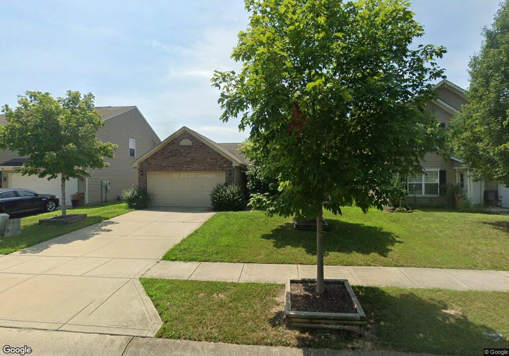 851 Stonehurst Dr, Franklin, IN 46131 - photo 1