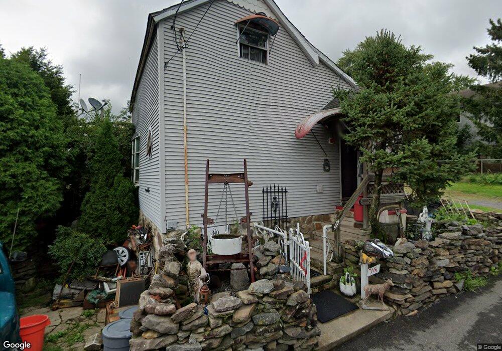 716 Moosic St unit R, Scranton, PA 18505 - photo 1