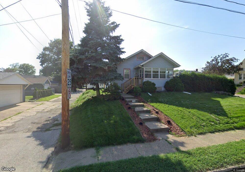 2518 Bridge Ave, Davenport, IA 52803 - photo 1
