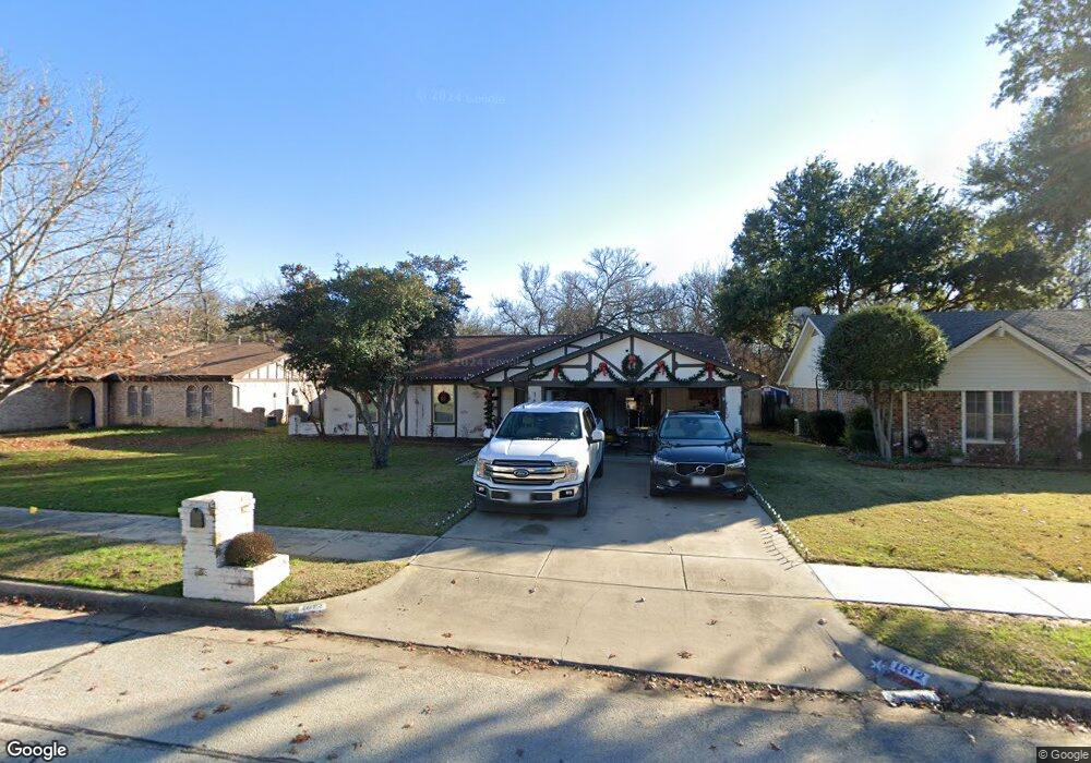 1612 Richmond Dr, Bedford, TX 76022 - photo 1