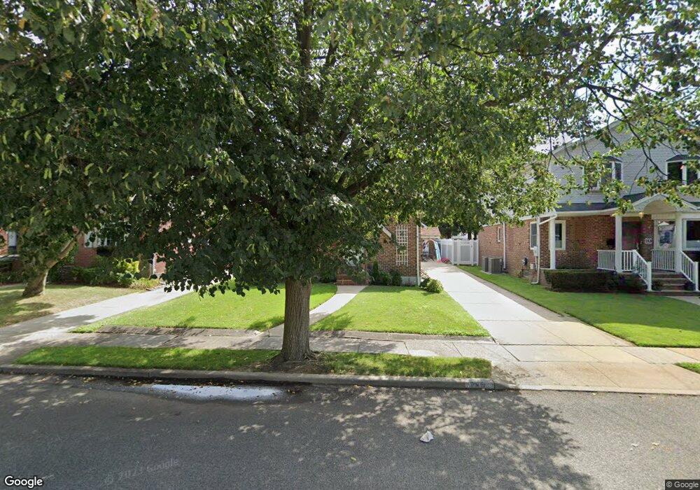 149 Claflin Blvd, Franklin Square, NY 11010 - photo 1