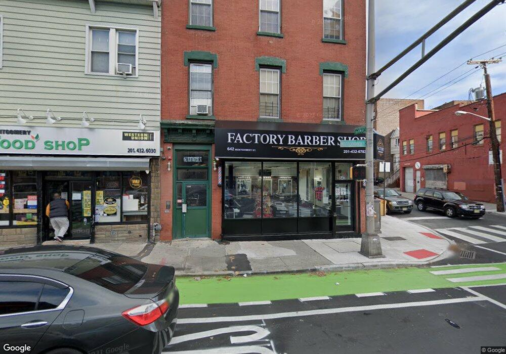 642 Montgomery St, Jersey City, NJ 07306 - photo 1