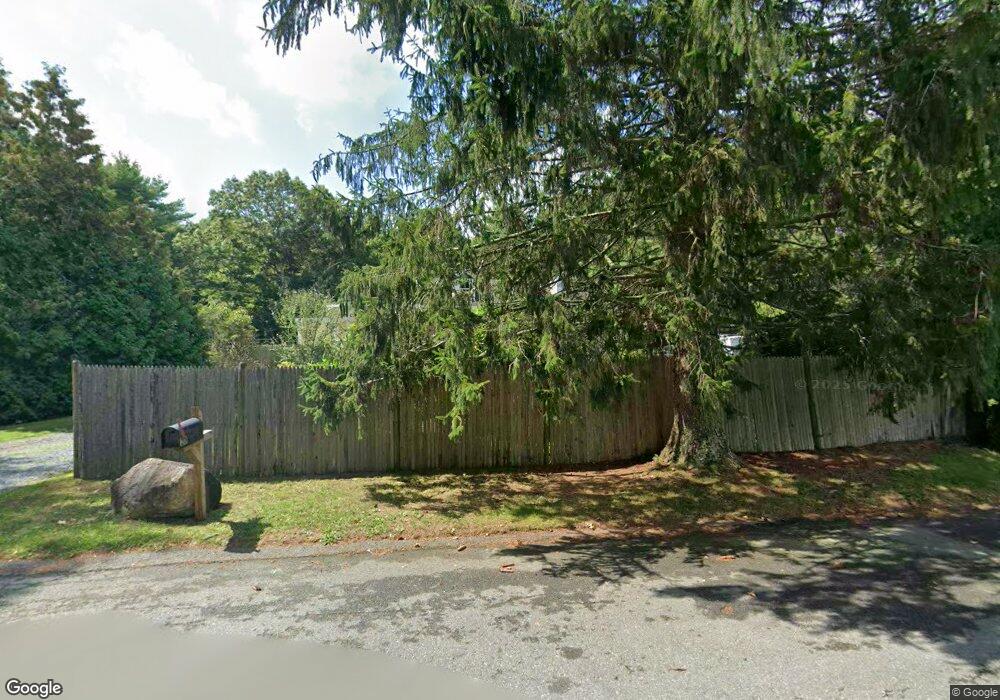 40 N Main St unit 8, Carver, MA 02330 - photo 1