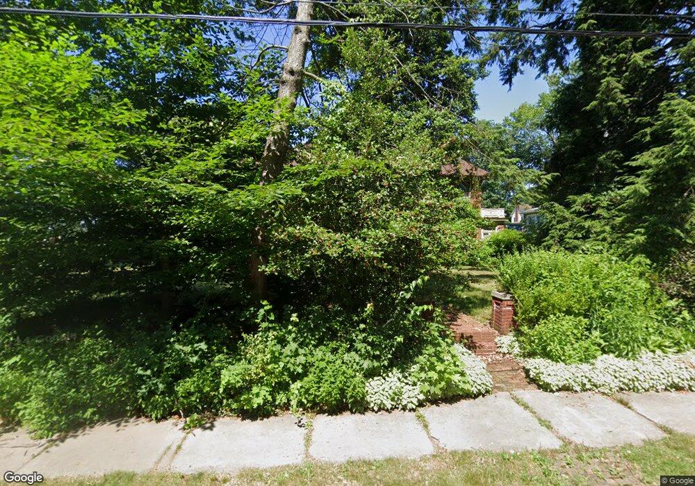 75 Ridgefield St, Hartford, CT 06112 - photo 1