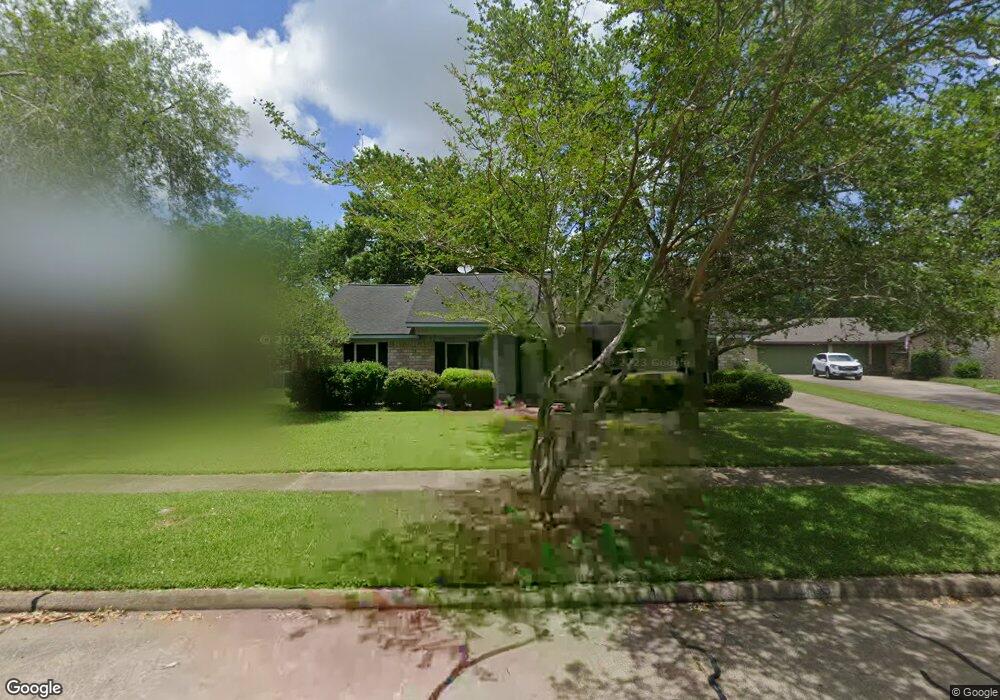 105 Palm Aire Dr, Friendswood, TX 77546 - photo 1