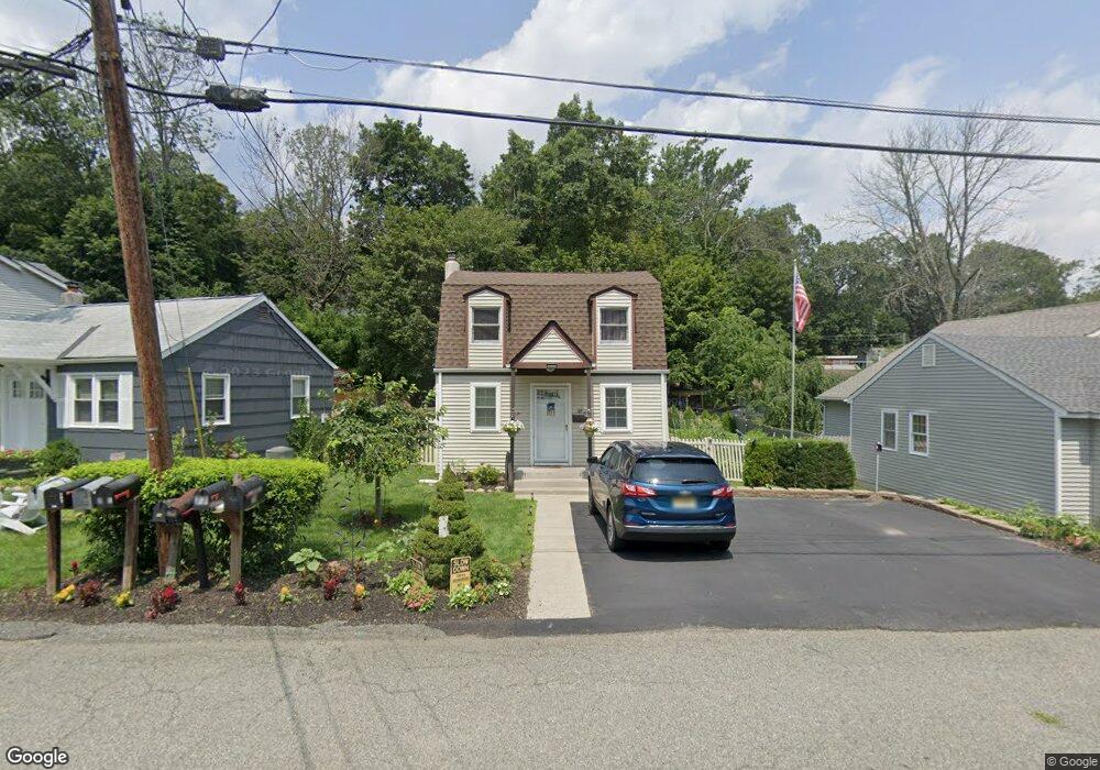 69 Point Pleasant Rd, Hopatcong, NJ 07843 - photo 1