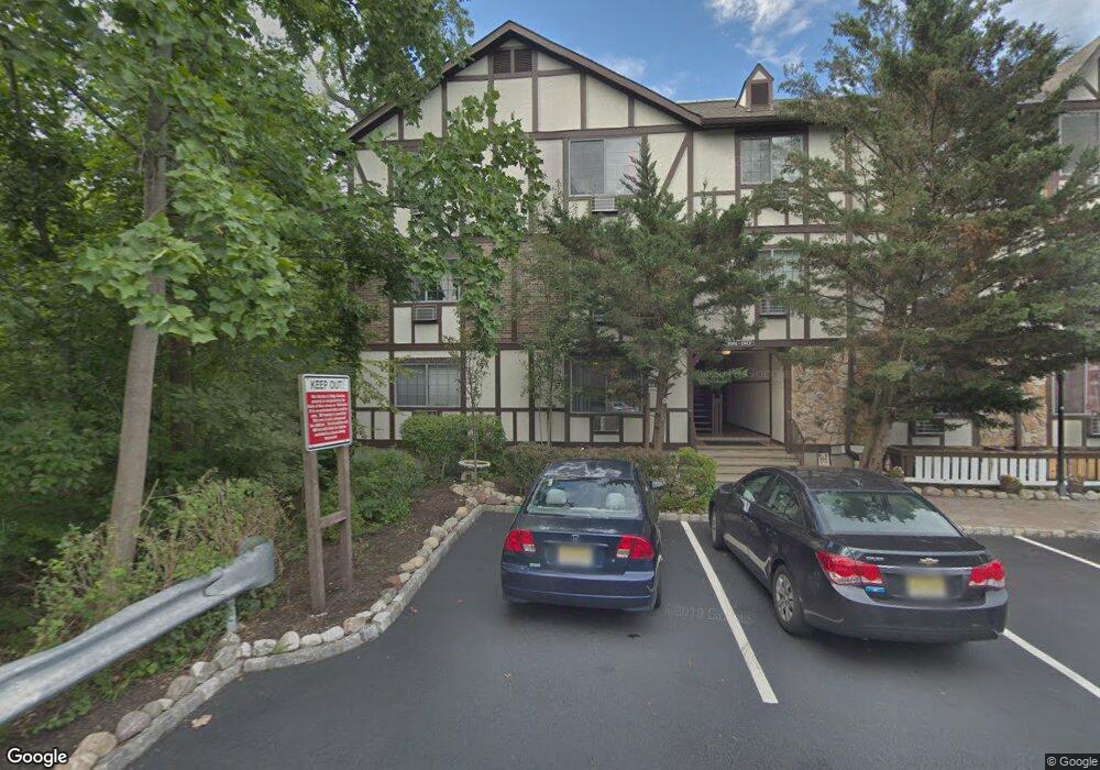 2006 Hawthorne Ln, Mahwah, NJ 07430 - photo 1