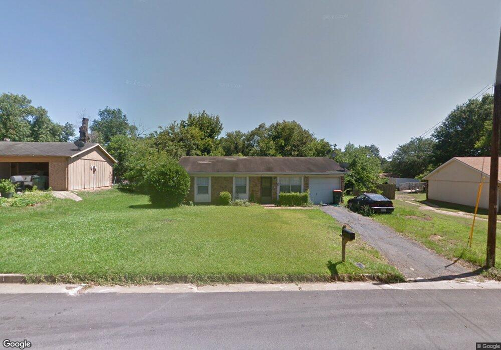 1610 Milam Dr, Tyler, TX 75701 - photo 1