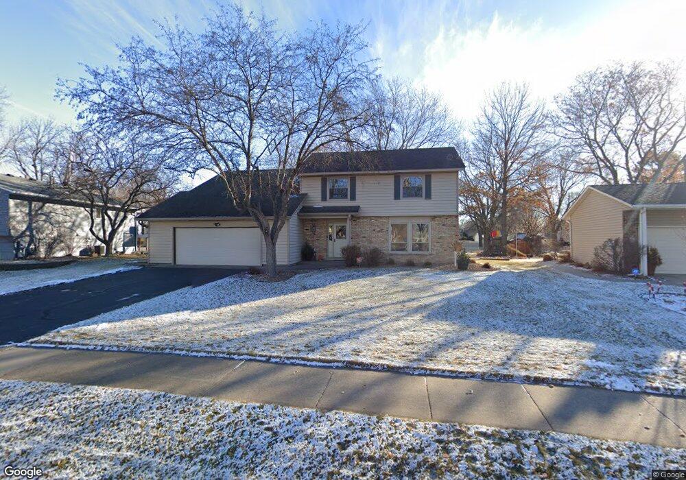 10520 Nathan Ln N, Maple Grove, MN 55369 - photo 1
