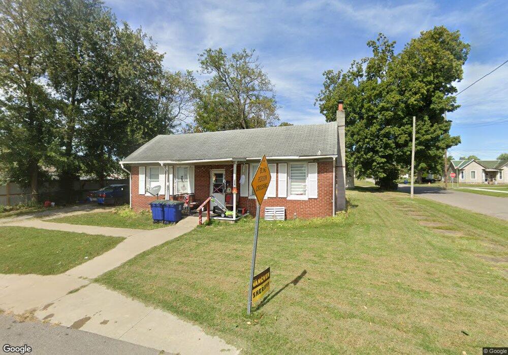 228 E Pine St, Princeton, IN 47670 - photo 1