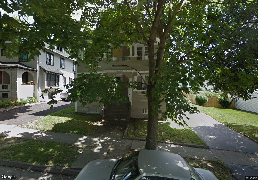 20 Woodford St unit 2, Worcester, MA 01604 - photo 1