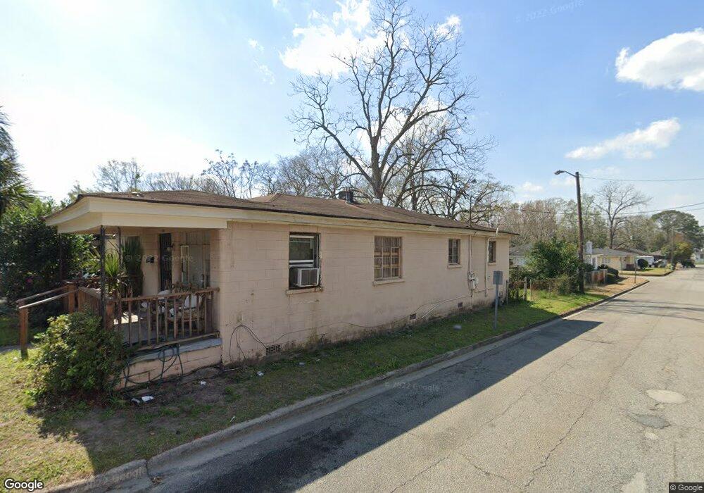 3301 Myrtle St, Savannah, GA 31405 - photo 1