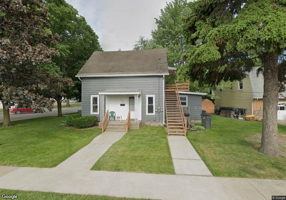 204 N Clark St, Nappanee, IN 46550 - photo 1