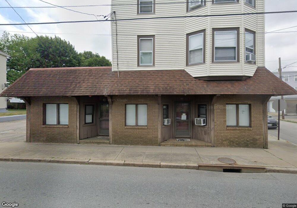 97 Columbus Ave, Pawtucket, RI 02860 - photo 1