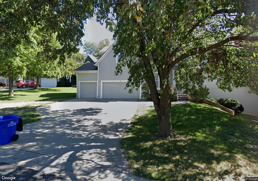 7233 Widmer Rd, Shawnee, KS 66216 - photo 1