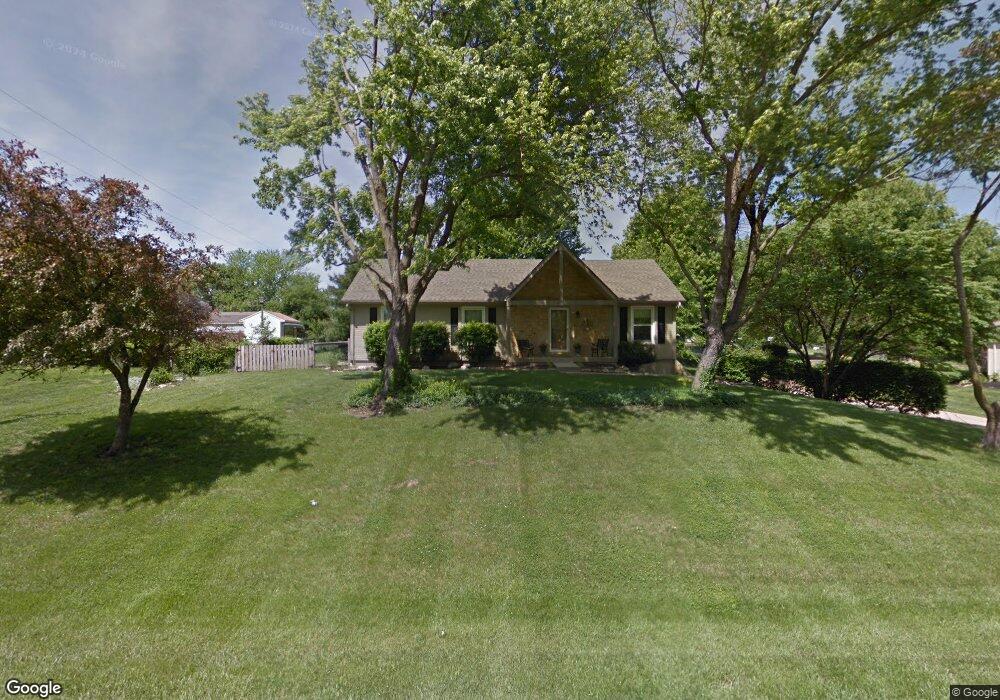 5350 Apache Ct, Shawnee, KS 66226 - photo 1