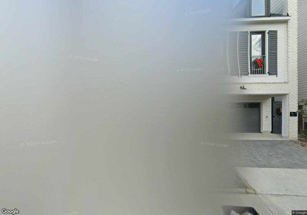 854 Fisher St, Houston, TX 77018 - photo 1