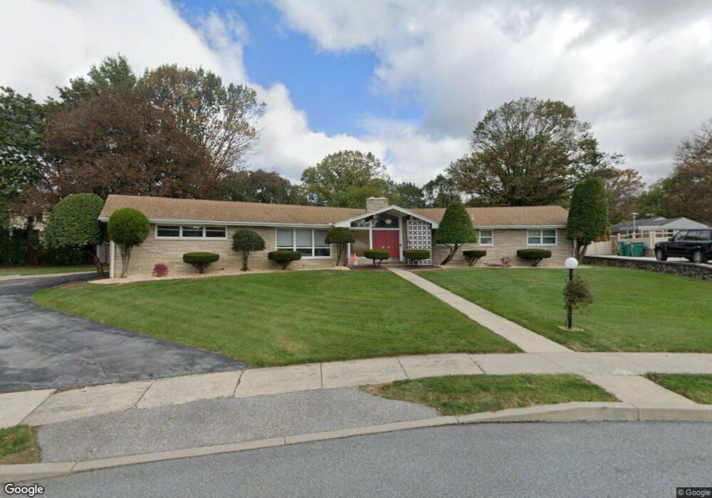 17 Locust Ave, Hershey, PA 17033 - photo 1