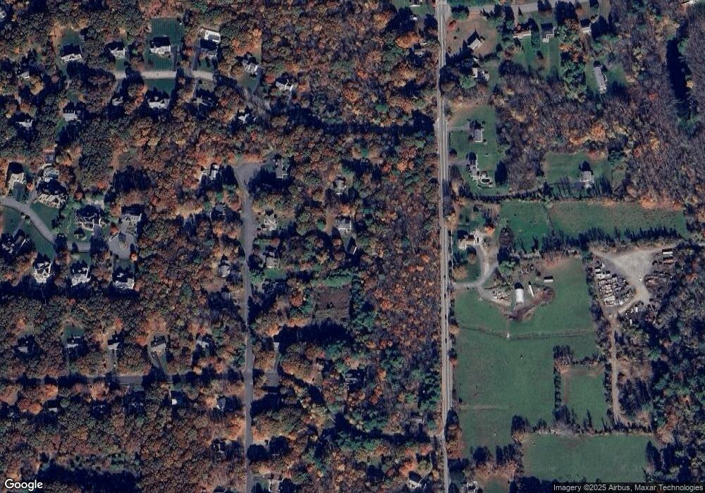 8 Blueberry Hill Rd, Medway, MA 02053 - photo 1