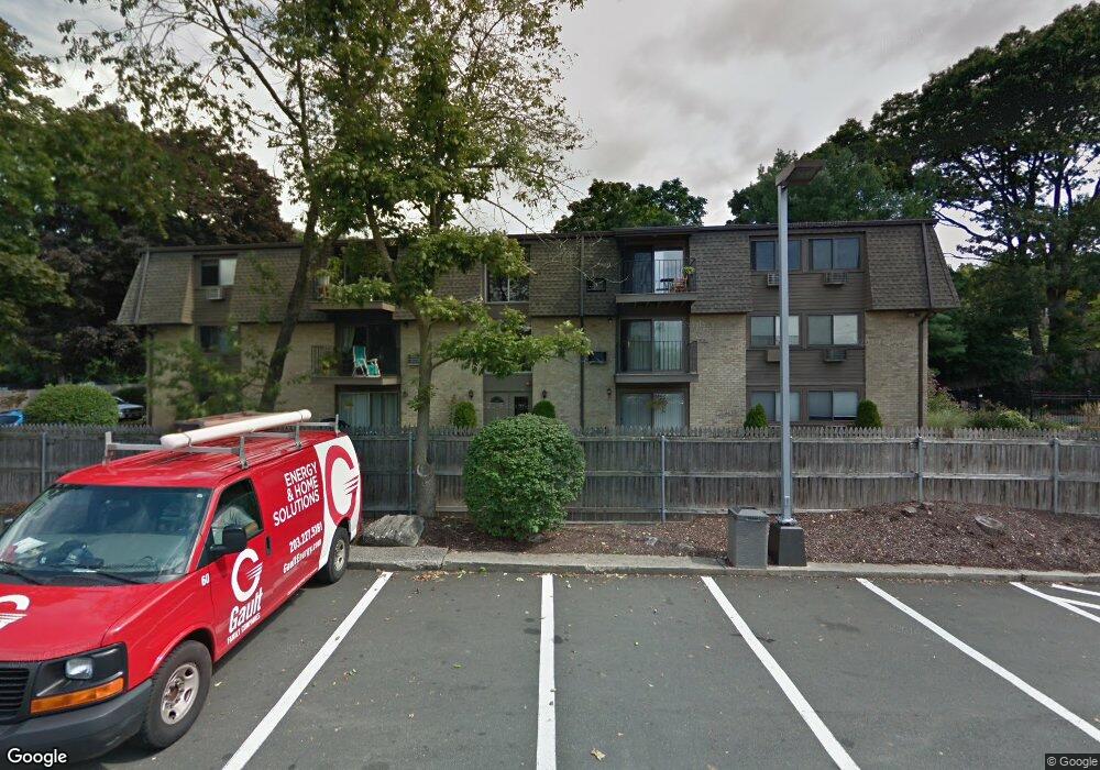 1 Linden St unit C12, Norwalk, CT 06851 - photo 1