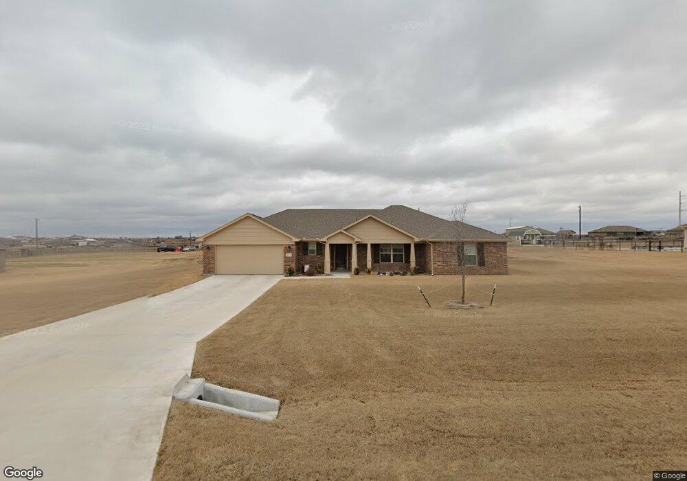 136 Crest Ln, Decatur, TX 76234 - photo 1