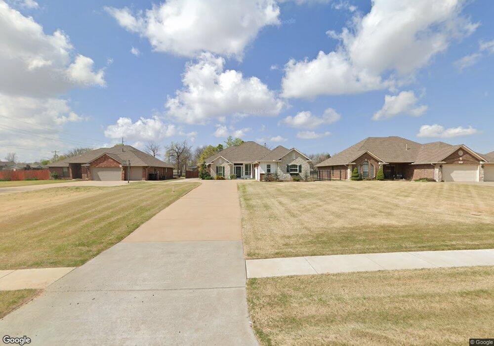409 S Bryant Ave, Moore, OK 73160 - photo 1