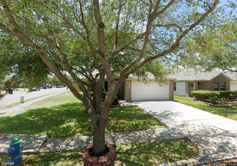 10326 Banfield Ct, Houston, TX 77075 - photo 1