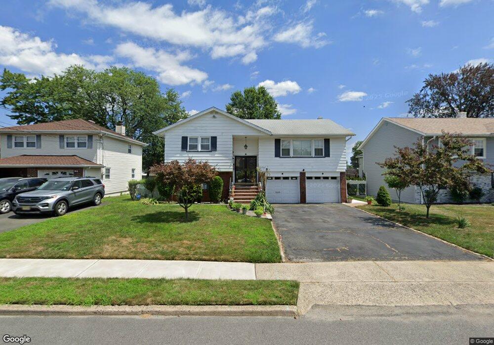 58 Thanksgiving Ln, Clifton, NJ 07013 - photo 1