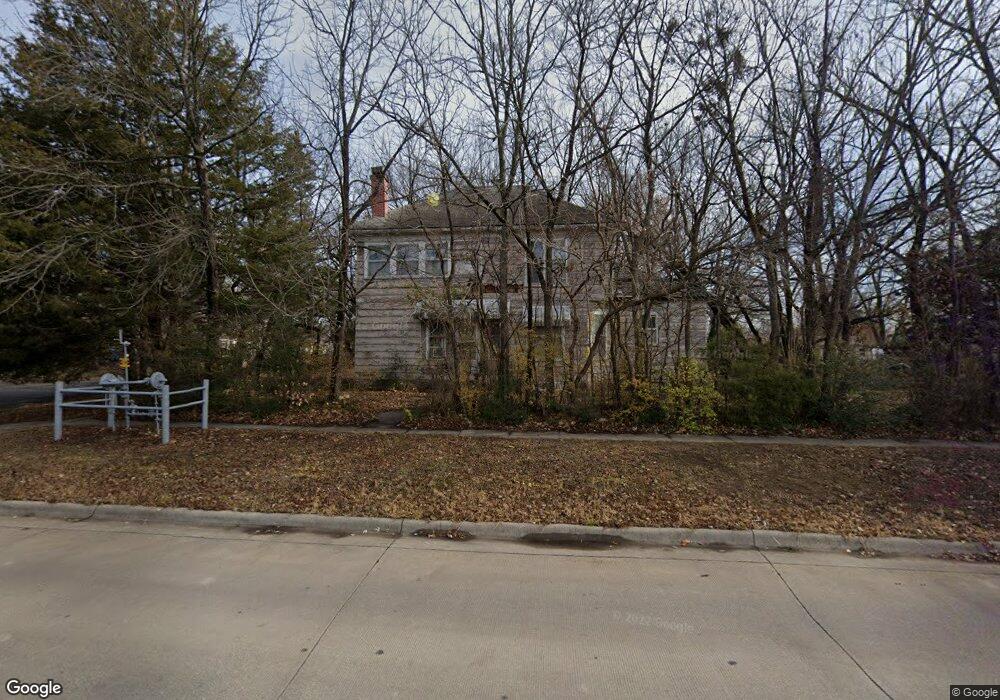 1300 S 13th St, Parsons, KS 67357 - photo 1