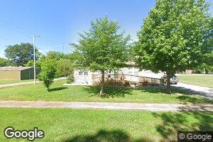 110 S Sixth St, Dahlgren, IL 62828