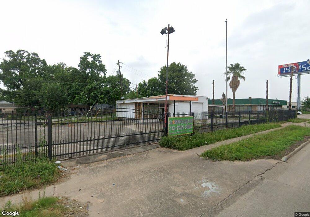 10603 Eastex Fwy, Houston, TX 77093 - photo 1