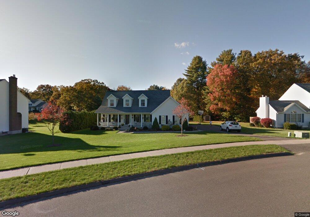 31 Cobblestone Dr, Plantsville, CT 06479 - photo 1
