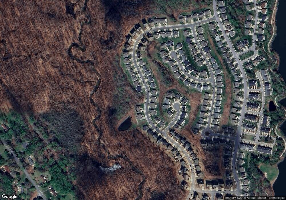 2999 Presidential Golf Dr, Upper Marlboro, MD 20774 - photo 1