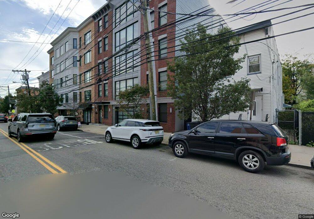 209 Hackensack Plank Rd unit 5A, Weehawken, NJ 07086 - photo 1