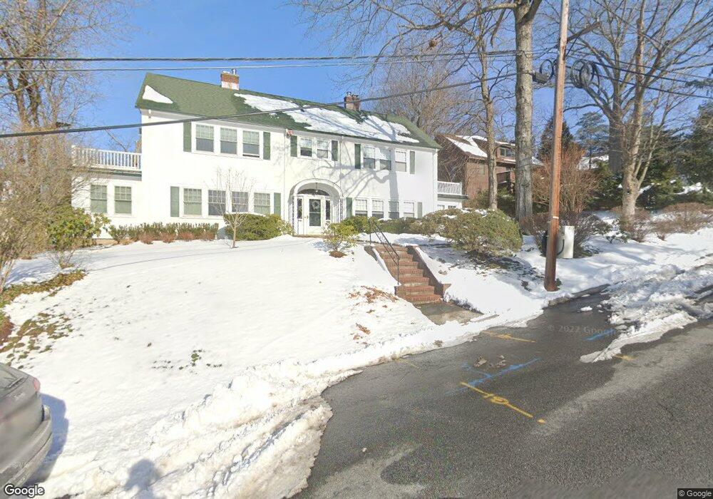 81 Tracey Place unit 83, Englewood, NJ 07631 - photo 1