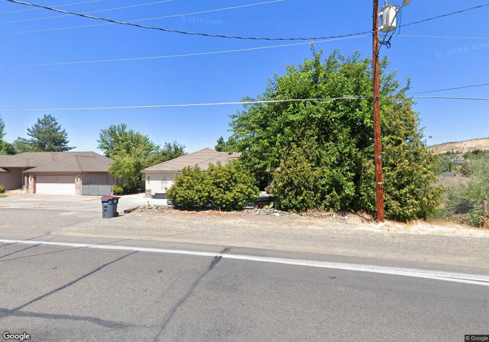 2455 Spring St, Medford, OR 97504 - photo 1