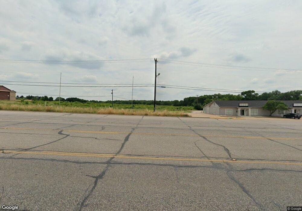 1805 W Ennis Ave, Ennis, TX 75119 - photo 1