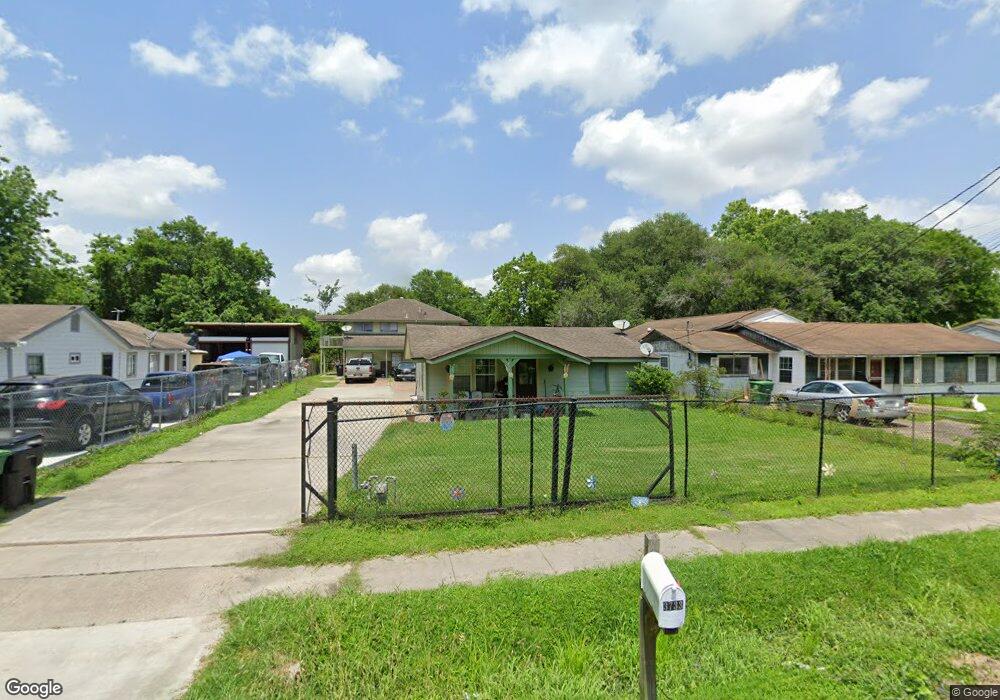 3733 Kinkaid St, Houston, TX 77093 - photo 1