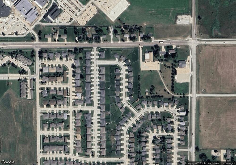 1107 E Meadow Ridge Rd, Norfolk, NE 68701 - photo 1