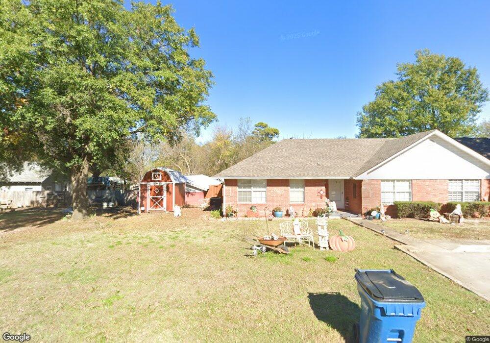 209 E Osage Ave, McAlester, OK 74501 - photo 1